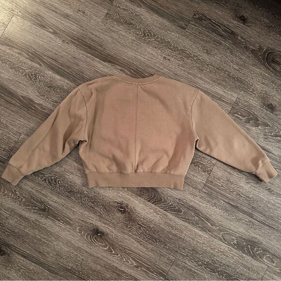 Fundamental Coast V Neck Crop Sweatshirt - Picture 7 of 7